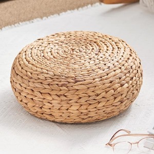 Cojín Redondo Boho de Jacinto de Agua Tejido Vietnamita al por Mayor, Hecho por King Craft Viet - Product Image 2