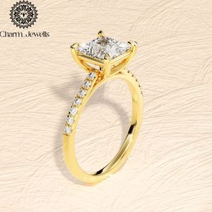 Bague de Fiançailles et d'Éternité Classique pour Femme Charm_Jewells en Argent Plaqué Or Rose 18K avec Moissanite Taille Coussin et Sertissage à Griffes IGI - Product Image 6