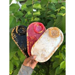 Bandejas de Almacenamiento de Resina Hechas a Mano, Elegantes Formas Ovaladas y Redondas para Servir Bebidas - Product Image 2