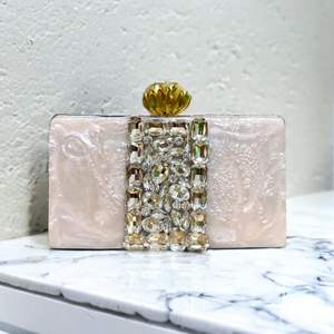 Modern Elegant Women's Resin Clutch Crystal Fashion <b>Accessory</b> <b>Handbag</b> for Evening Parties - Product Image 2