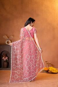 Sari de lujo rosa cebolla con red, bordado pesado de lentejuelas plateadas, diseño Bollywood, para fiestas de boda de verano indias, elástico - Product Image 4