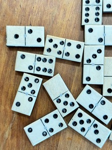 Juego de Dominó Doble Seis Tallado a Mano, Profesional, Ecológico, de Material Orgánico, para Venta al Por Mayor - Product Image 4