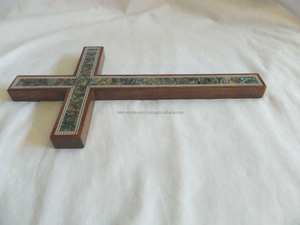 Premium MOP Inlay Cruz religiosa Artesanía de resina Medallón artesanal Regalos de vacaciones de Falak World Export - Product Image 3