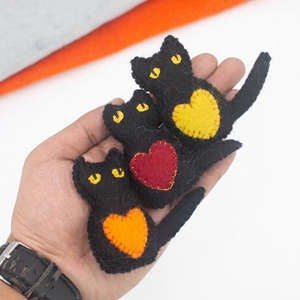 Gato de Fieltro de Lana Cosido al por Mayor con Adorno de Corazón, Decoración Colgante Hecha a Mano, Set de Regalo de Amor - Product Image 6