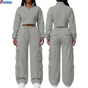 Conjunto Deportivo BOBBIN INDUSTRIES para Mujer, Sudadera Corta Gris con Cierre de Cremallera y Pantalones Cargo, Corte Holgado Informal, Color Sólido - Product Image 3