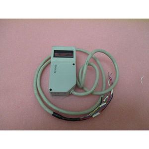 Lecteur de codes-barres Keyence BL-550H BL550H - Équipements et pièces semi-conducteurs d'occasion fiables à l'échelle mondiale - Product Image 2