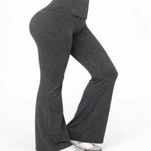 Ensemble de survêtement gris foncé pour femme avec veste zippée à capuche et poches latérales, pantalon évasé, coupe décontractée ample, idéal pour l'automne - Product Image 6