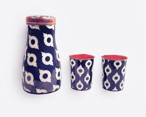 Botella de agua de cobre esmaltado azul y blanco con 2 tazas, diseño elegante, perfecta para la hidratación diaria, viajes, gimnasio, yoga y oficina. - Product Image 1