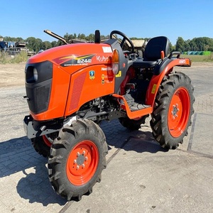 Tractor Kubota B2441 de calidad premium con cargador, diseñado para brindar resistencia, eficiencia y fácil control, ideal para agricultura y transporte. - Product Image 4