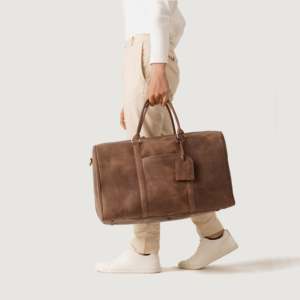 Sac de voyage en cuir pour homme, sac de sport d'extérieur avec grande capacité de rangement et design en cuir durable - Product Image 1