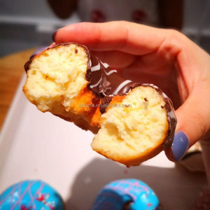 ماكينة صنع الكعك الأوتوماتيكية من Yufeng متخصصة في تبسيط عمليات الخبز بثقة فعالة من دونكن دونات - Product Image 1