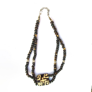 Ethnic Bone Beaded <b>Necklace</b> with Heart Pattern Resin Pendant Unisex Fashion Jewelry <b>Statement</b> Piece for Party Wholesale - Product Image 1