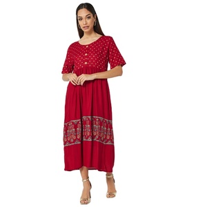 Elegante Salwar Kameez Corto de Verano para Mujer con Botones, Material Viscosa, Marca D.E CORP - Product Image 3