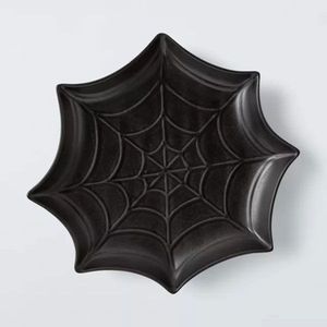 Soporte Decorativo de Metal con Forma de Mano de Esqueleto para Pastel, Plato Negro para Cupcakes de Halloween, Juego de Vajilla Novedoso - Product Image 4