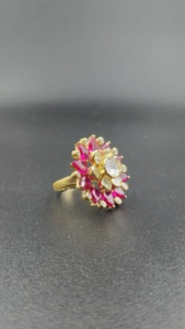 Anillo de cóctel de lujo chapado en rodio de plata 925 ajustable con flor rosa y roja para compromiso y boda |   Proveedor de Joyería de Moda India | - Product Image 3