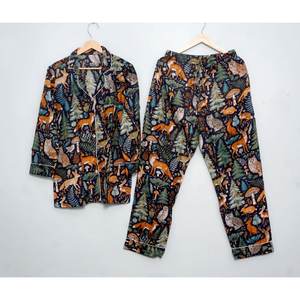 ชุดนอนผ้าฝ้ายลายดอกไม้สำหรับผู้หญิง ฤดูร้อน พิมพ์ลายด้วยมือ แห้งเร็ว นุ่ม ระบายอากาศดี แขนยาว สำหรับนอนหลับและพักผ่อน - Product Image 1