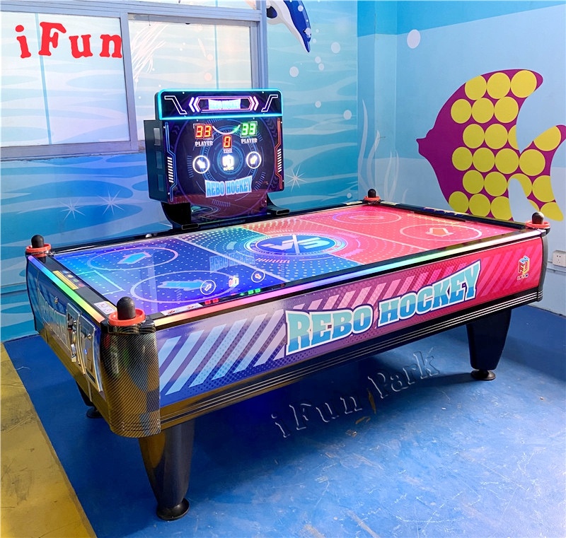 【極レア美品】'80代のフィンランド製アイスホッケーゲーム　箱付き アイスホッケーゲーム】昭和53年(1978)(推定)／エポック社