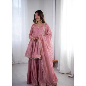 Ensemble Sharara Designer Mal Chanderi avec haut orné de miroirs, manches longues et dupatta – Tenue ethnique élégante pour femme, idéale pour les fêtes - Product Image 1