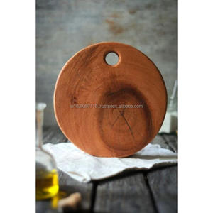 Planche à découper en bois poli extra lisse avec bords arrondis pour éviter les accidents et améliorer la sécurité de la cuisine - Product Image 4