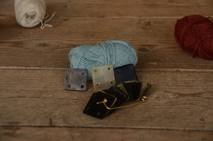Cartes de tissage carrées en corne de buffle, polies, écologiques, DIY et modernes, format standard - Product Image 6