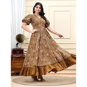 AARTI FASHION – Ensemble Salwar Bohème pour Femme, Imprimé Floral, Coupe Trapèze, Tissu Tissé Respirant, Taille Empire, Idéal au Quotidien - Product Image 1