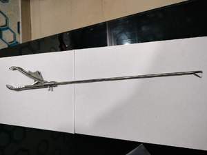 Porte-aiguilles chirurgical professionnel de fabrication indienne pour salle d'opération hospitalière, disponible en grande quantité - Product Image 4