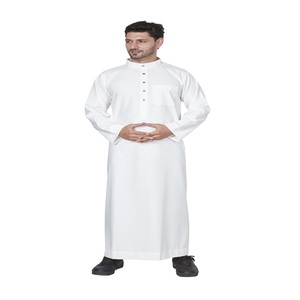 Qamis pour homme en polyester à manches longues, longueur ras du sol, col montant, tenue de prière modeste, pour l'Aïd et le Ramadan, tradition du Moyen-Orient - Product Image 3