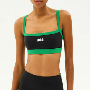 Sujetador deportivo de tirantes finos con cuello cuadrado y ribete en contraste negro y verde para mujer, soporte medio, transpirable, ropa deportiva activa - Product Image 1