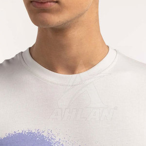 Camiseta Estampada para Hombre con Material Suave al Tacto y Comodidad Transpirable, Camiseta Estampada para Hombre con Corte Elegante - Product Image 5