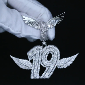 Pendentif Ailes d'Ange Personnalisé Numéro 19 en Argent 925 Plaqué Rhodium Effet Diamant Moissanite Tendance Hip Hop Mode - Product Image 5