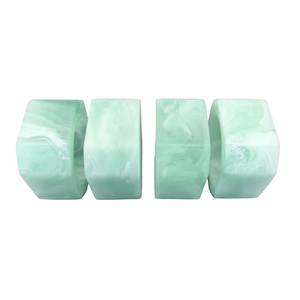 Lot d'anneaux de serviette en résine marbrée verte, très tendance, pour une décoration de table moderne, accessoire de salle à manger élégant, ensemble de style pour table de cuisine - Product Image 1