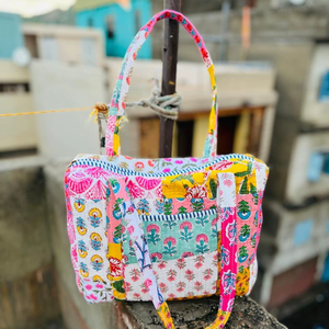 <b>Women's</b> Large Cotton Quilted Weekender <b>Duffle</b> <b>Bag</b> Boho Style Printed Lightweight Outdoor Travel Luggage for Vacation Holidays - Product Image 4