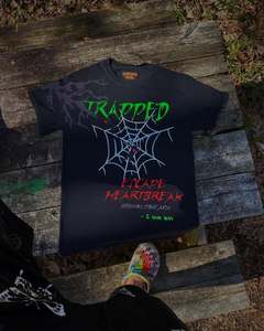 เสื้อยืดคอตตอนพิมพ์ลายกราฟิกสีดำแบบกำหนดเองสำหรับผู้ชาย สไตล์สตรีทแวร์ลำลอง คอกลม - Product Image 3