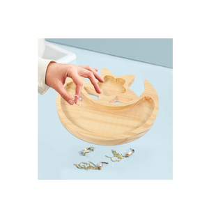 Plateau de service en bois d'acacia pour fromages, fruits, salades et charcuteries, idéal pour les fêtes, très demandé. - Product Image 1