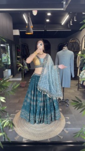 One Quality Up Aqua Green Lahenga Choli (entièrement cousu) - Product Image 2