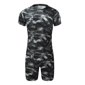 Ensemble T-shirt et short d'été pour homme, respirant, vintage, deux pièces, imprimé par sublimation, couleur unie, grande taille, prix de gros personnalisé - Product Image 1