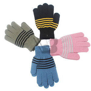 Guantes Rosas Elegantes con Pantalla Táctil, Elásticos, de Punto, Diseño para Mujer, Dos Colores, Personalizados, BSCI, Invierno, Logotipo Personalizado - Product Image 3