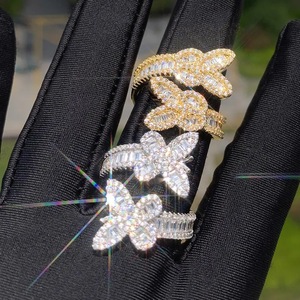 Anillo de Lujo con Flores, Chapado en Oro de 18K, Cristales de Circonita, Corte Baguette, Engaste Pavé, Joyería Unisex para Fiestas - Product Image 3
