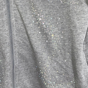 เสื้อฮู้ดดี้ผู้ชายคุณภาพสูง ประดับเพชรเทียม ขายดี ราคาถูก สวมใส่สบาย ระบายอากาศได้ดี พร้อมโลโก้/ลายแบบกำหนดเอง - Product Image 5