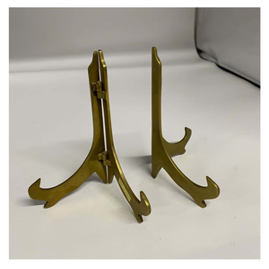 Portaplatos y Soporte de Latón Dorado Pulido, Hecho a Medida, Excelente Organizador Decorativo de Mesa - Product Image 6