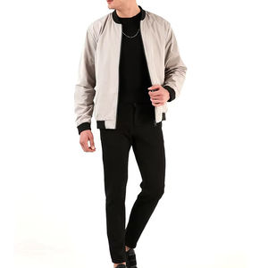 Chaqueta Bomber Estilosa para Hombre, Tejido para Exteriores con Bolsillos Decorativos, Talla Grande, Estilo Urbano, Chaqueta Bomber Premium para Hombre - Product Image 4