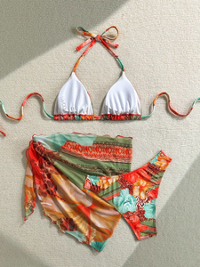 ชุดบิกินี่ลายทางพิมพ์ลายดอกไม้และลายเรขาคณิต ชุดว่ายน้ำเซ็กซี่สำหรับชายหาด ดีไซน์ลายดอกไม้ ไร้โครงเหล็ก ปรับแต่งโลโก้ได้ ไร้รอยต่อ - Product Image 3