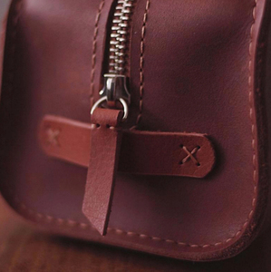 Leather <b>Toiletry</b> <b>Bag</b> Zipper Closure Classic <b>Small</b> Cosmetic Case Durable Travel Organizer - Product Image 3