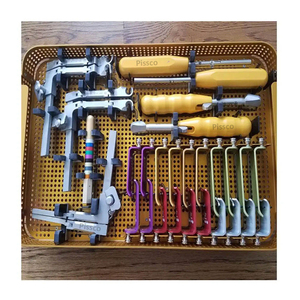 Juego de Instrumentos Ortopédicos PISSCO, Juego de Instrumentos para Placas de Trauma, Herramientas Quirúrgicas para Traumatología Ósea, Acero Inoxidable, Fabricado por Pissco - Product Image 1