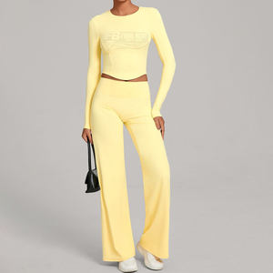 Ensemble de yoga et de fitness 2 pièces pour femmes, respirant, en spandex/polyester, haut sans manches et pantalon taille haute, taille élastique pour le sport - Product Image 2