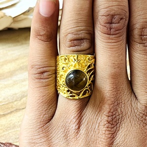 New Arrival Vintage Tiger Eye <b>Ring</b> Boho Brass Band Women 18k Gold Plated Filigree Wide Cigar <b>Statement</b> <b>Ring</b> for Wholesale/OEM - Product Image 6