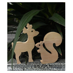 ชุดของเล่นไม้รูปสัตว์ตกแต่งสไตล์เรียบง่ายสำหรับจัดแสดงในร้านค้า - Product Image 3