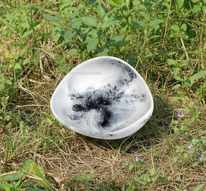 Bols en résine colorés faits à la main |   Bol en résine décoratif et de service pour la décoration intérieure et les cadeaux - Product Image 6