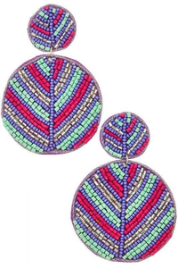 Hermosos pendientes de corazón con bordado de cuentas hechos a mano en un nuevo diseño multicolor moderno y elegante para mujeres por MD HANDICRAFTS. - Product Image 2