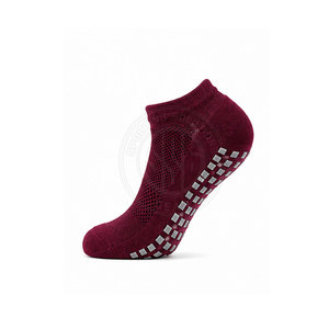 Casual Women Non Slip <b>Grip</b> <b>Socks</b> Soft Comfortable <b>Grip</b> <b>Socks</b> For Home Yoga Walking And Indoor Daily Wear - Product Image 3